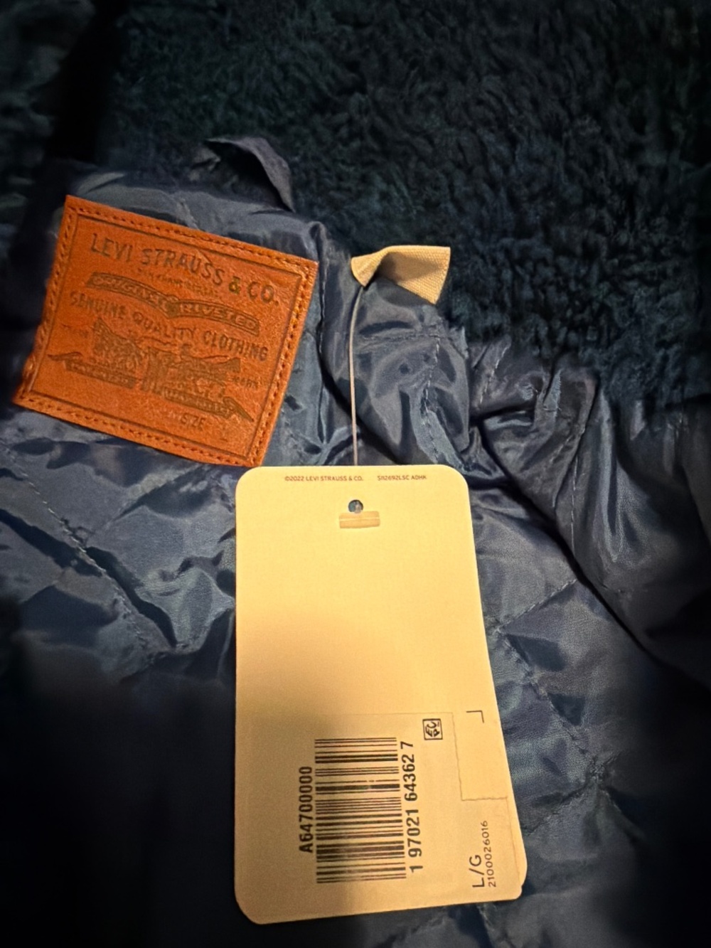 Levi’s Blue  Jacket soft puffy CROP jacket size L